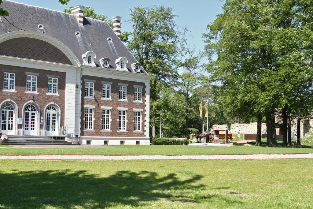 Kasteel Pietersheim Maastricht - Lanaken Hotell Eksteriør bilde