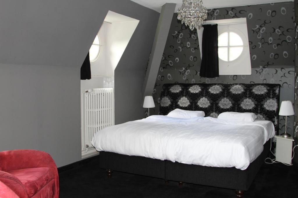 Kasteel Pietersheim Maastricht - Lanaken Hotell Rom bilde
