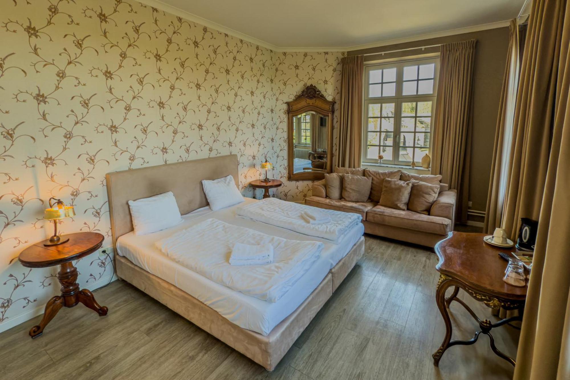 Kasteel Pietersheim Maastricht - Lanaken Hotell Eksteriør bilde