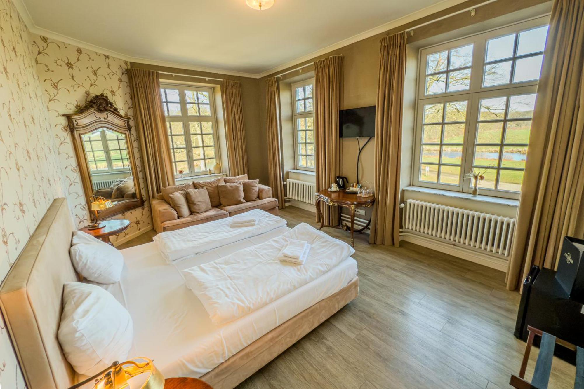 Kasteel Pietersheim Maastricht - Lanaken Hotell Eksteriør bilde